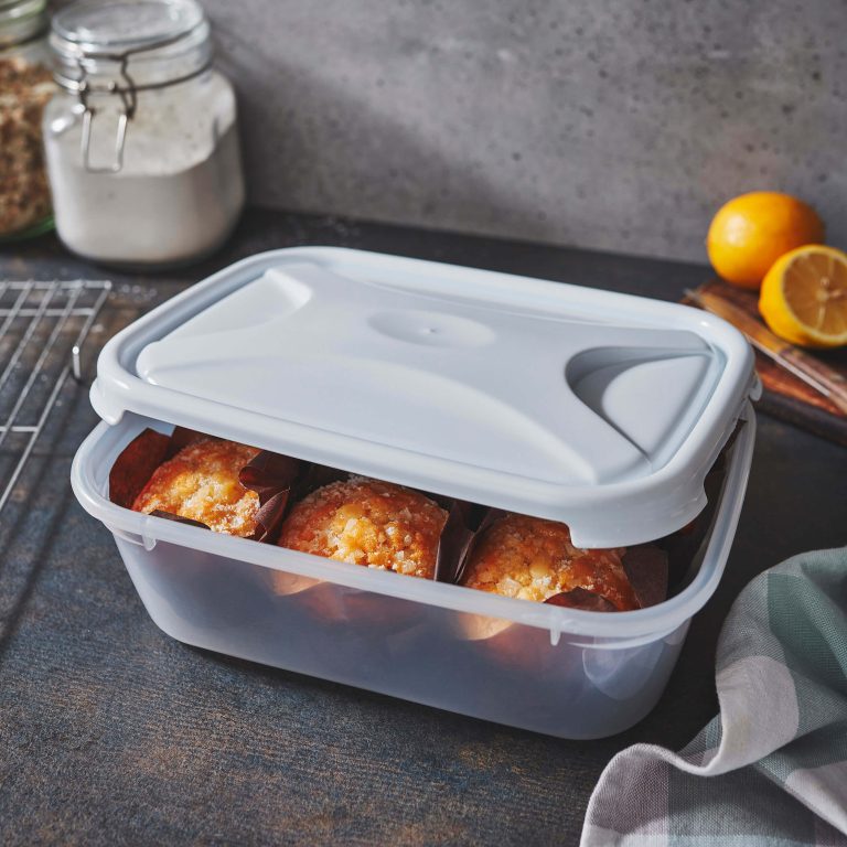 Wham Cuisine 2.7L Rect Food Box & Lid Clear/Ice White 12374